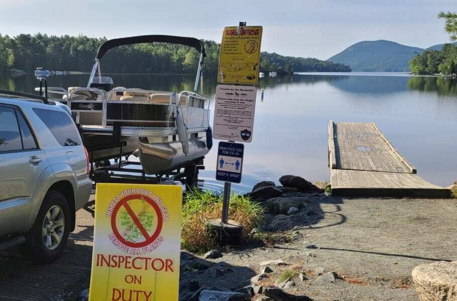 car backing boat into Long Pond